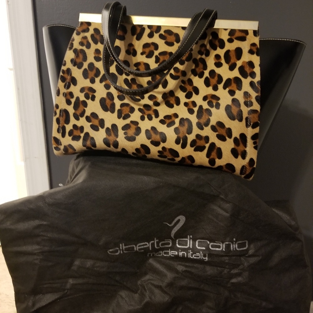 Leopard purse